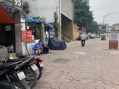 Bán 50M mặt phố trần hưng đạo tặng nhà lô góc hoàn kiếm 0