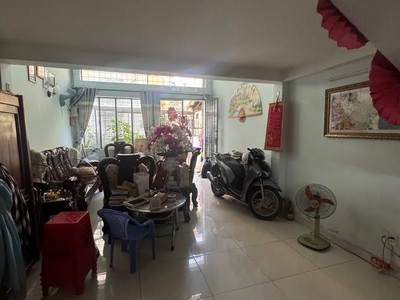 Bán nhà 3 tầng hẻm oto đường kinh dương vương quận 6, 4,2x13m giá hơn 5 tỷ.q6.1.26 1