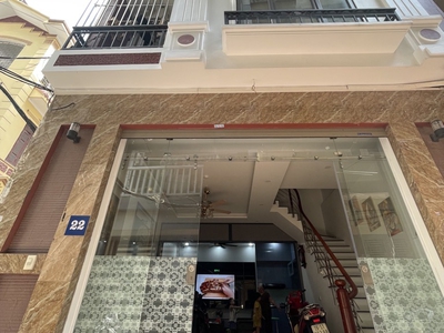 Bán nhà 5 tầng cầu giấy 40m2, ô tô 7 chỗ đỗ cửa. 7,2 tỷ 1