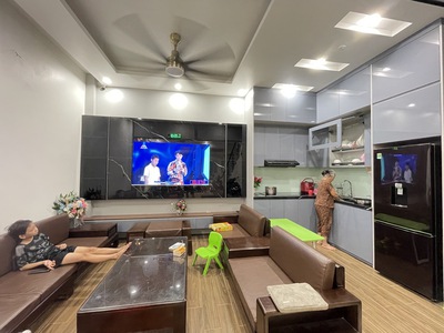 Bán nhà 5 tầng cầu giấy 40m2, ô tô 7 chỗ đỗ cửa. 7,2 tỷ 3