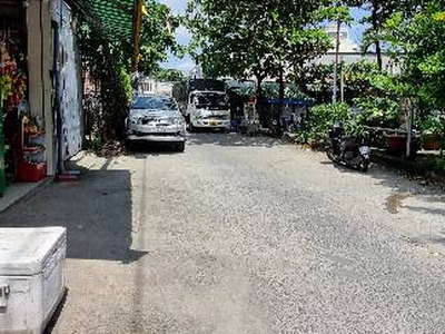 97m2 ngang 5.4 x 18m, 4 phòng cho thuê 240tr/năm, hẻm 8m xe hơi thông, 300 nguyễn văn linh, bình 0
