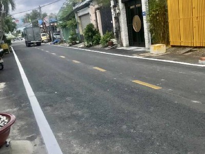 Mặt tiền đường nhựa 8m xe hơi thông 300 nguyễn văn linh, bình thuận quận 7, nhà 2 tầng 64m2 chỉ 7.5 0
