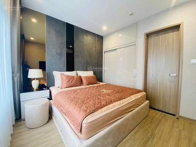 Căn góc 3 ngủ 2wc tặng full nội thất cao cấp với view bể bơi nội khu cực đỉnh tại vhop 4