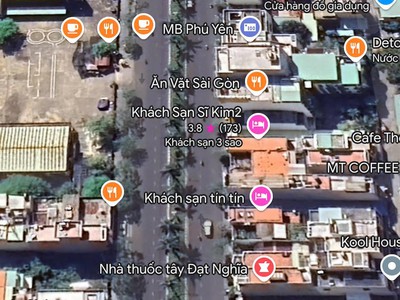 Nhà 2 lầu trung tâm tp tuy hòa, đường hùng vương, khu kinh doanh sầm uất đối diện cụm ngân hàng 2