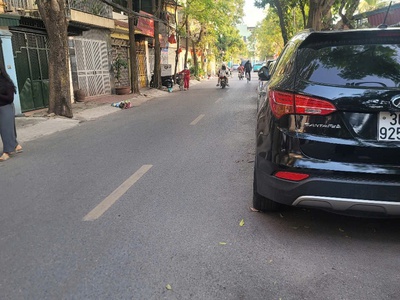 Cực kỳ hiếm - bán nhà ngọc lâm   vị trí đắc địa, kinh doanh tốt, ô tô tránh, 45m2- , nhỉnh 11 tỷ 1