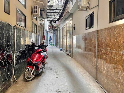 Bán nhà Phú đô Mỹ Đình 35M 5 tầng 2 mặt thoáng giá 6 tỷ 3 0