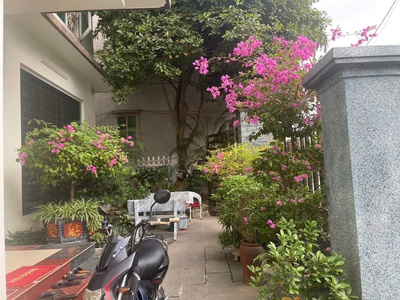 Bán nhà biệt thự băng 2 đường phạm văn đồng, Tích Sơn, Vĩnh Yên, Vĩnh Phúc. Giá chỉ 6,5 tỷ 0