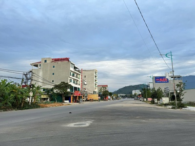 Bán ô góc 2 mặt tiền tại mặt đường 302 Thị Trấn Đại Đình, Tam Đảo, Vĩnh Phúc 1