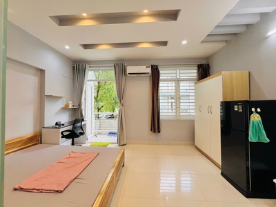 Studio ban công thoáng khu dân cư ven sông Quận 7 0