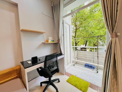 Studio ban công thoáng khu dân cư ven sông Quận 7 9