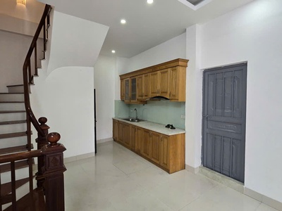 Hot     nhà đẹp    thạch bàn    lô góc cực thoáng .ô tô  đỗ ngày đêm. 0