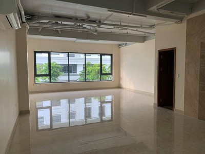 Cho thuê sàn tầng 2 80m2 giá chỉ 7tr tại Vinhomes Marina 1