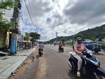 Bán đất mặt tiền hùng vương. ngay cầu đôi. tp quy quy nhơn 1