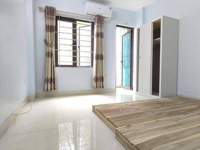 Nhà 300 nguyễn xiển-tân triều-6 tầng-8 phòng-20tr/tháng-ô tô giá 7 tỷ 3