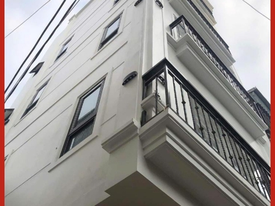 Bán nhà bằng liệt, lô góc, vị trí vàng, ô tô, giá tốt 40m2 x 4 tầng 4