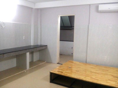 Ngộp giảm sốc 1.1tr bán nhà 5tầng hẻm xe hơi 4.6x19.3m chỉ 9.4 tỷ dòng tiền 400tr.năm khu vip bên 3