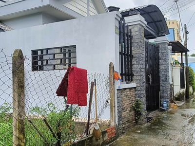 Nhà đẹp, 3 lầu tân hiệp, hóc môn, dt 6 16m, gần nhà máy nước, dương công khi. chỉ 3.98 tỷ 1