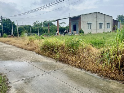 Ngộp thật sự anh chị ơi em cần bán gấp lô đất gần trung tâm Tân Châu 289tr 0