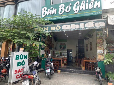 Quận 7   sang quán bún bò   mt vị trí đắc địa , đối diện siêu thị lotte nguyễn thị 0