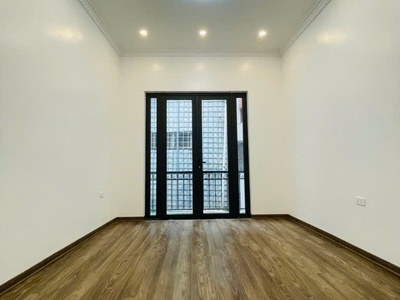 Đống đa - hiếm hót - diện tích rộng - 6 phòng vừa ở vừa cho thuê - 30m ô tô - gần hồ văn 3