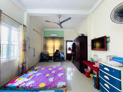 Bán nhà phố tây sơn, đống đa, hà nội dt 40m2, xây 4 tầng. giá chào 4.8 tỷ có thương lượng 3