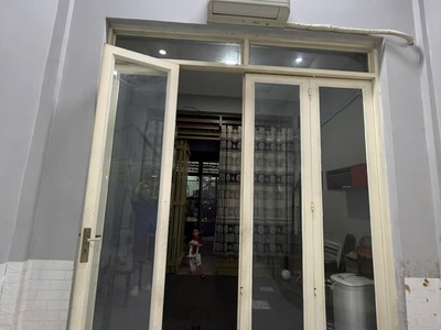 Cho thuê nhà 2pn  nội thất, hẻm xe hơi giá rẻ đường số 18b, p.bình hưng hòa a 2