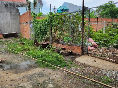 Cần bán lô đất tổng diện220m2, full thổ cư, vào có thể xây nhà ở ngay 4