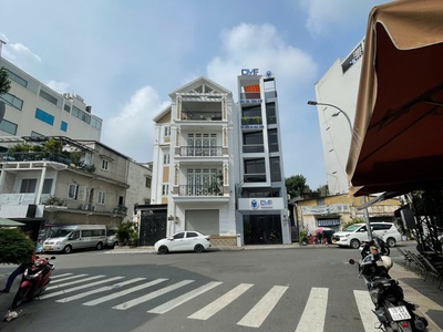 Cho thuê nhà 27 Nguyễn Văn Nguyễn, PhườngTân Định, Quận 1. Trệt, 4 lầu, DT 600m2 chỉ 130tr 2