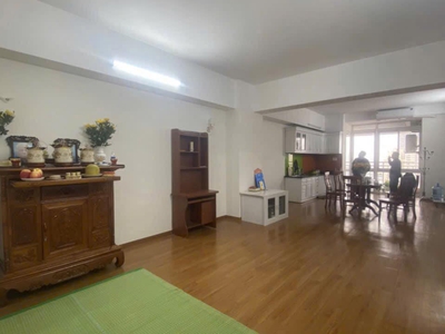 Cần bán chung cư HH2 Bắc Hà - Thanh Xuân 105M, 3N2VS, căn góc, tặng nội thất giá 6.3 tỷ 3