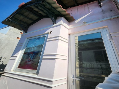 Bán nhà sổ hồng riêg  Chỉ có 2 ty---9999  đường Hồ Văn Tư, Phường Trường Thọ, Quận Thủ Đức   2 tầng 1