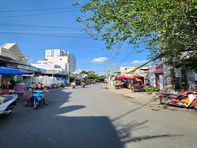 Bán nhà sổ hồng riêg  Chỉ có 2 ty---9999  đường Hồ Văn Tư, Phường Trường Thọ, Quận Thủ Đức   2 tầng 5
