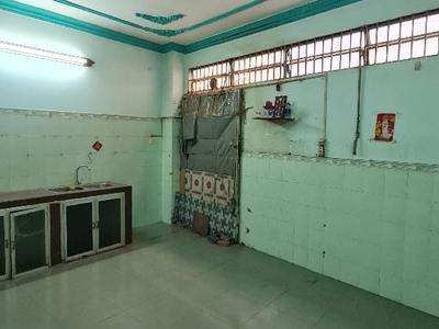 Bán nhà hxh thông, ngang to 5.1 m bình tiên, phường 8, quận 6. dt 100m2 x 6 tầng  5.1 x 20 . giá 2