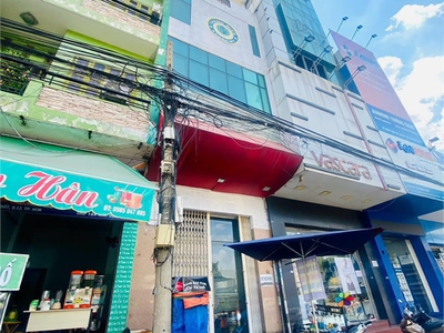 Cần bán nhà mặt tiền trường chinh, quận 12   ngay cầu tham lương. 1
