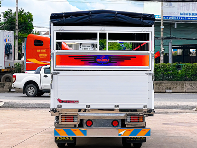 Xe tải isuzu 2T5 4