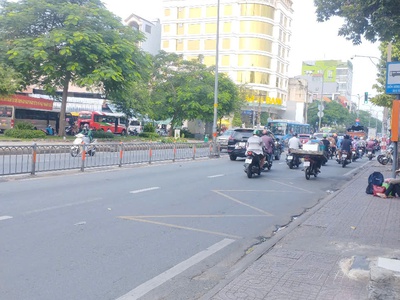 Ngộp lý thường kiệt -  hxh kinh doanh - 3 tầng btct - 60m 0