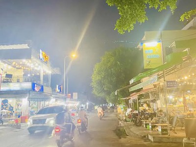 Ngay tân hương - khu vực sầm uất - mtkd lô góc - 2 tầng - 80m2  9 tỷ nhỉnh xíu 1