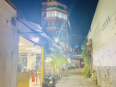 Ngay tân hương - khu vực sầm uất - mtkd lô góc - 2 tầng - 80m2  9 tỷ nhỉnh xíu 3