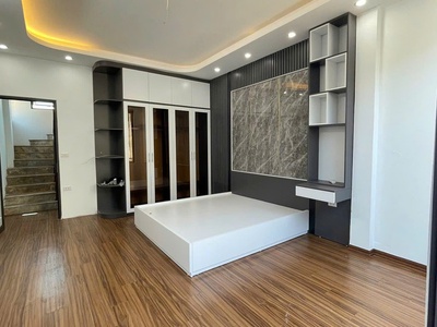 Bán nhà chính chủ gara ô tô- phân lô ô tô tránh phố tân mai 4