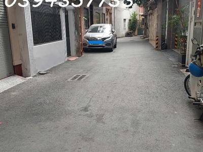 Bán nhà xuân thủy: 43m2 x 4 tầng lô góc 2 thoáng, ô tô 5 chỗ đỗ cửa hàng ngày 7.99 tỷ 2