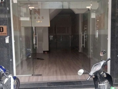 Cho thuê nhà mặt tiền hoa huệ, p.7, q.phú nhuận giá chỉ 2xtr/th 0