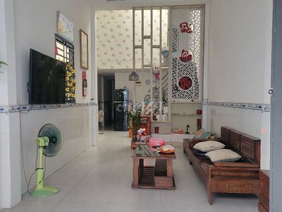 Chính chủ bán gâp nhà trệt lầu 56m2 ngay bến xe bus hiệp thành, chỉ 3.2ti 2