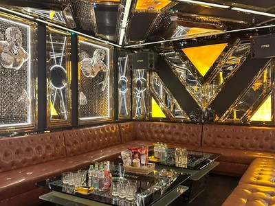 Bán biệt thự 138m2 mặt phố hào nam mt 8.8m, kinh doanh tấp nập giá 485tr/m2 1