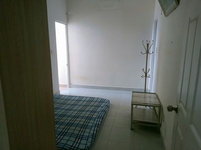 Cho thuê căn hộ 3pn có sẵn nội thất, trống dọn ở ngay tại chung cư 35 hồ học lãm, bình tân 3