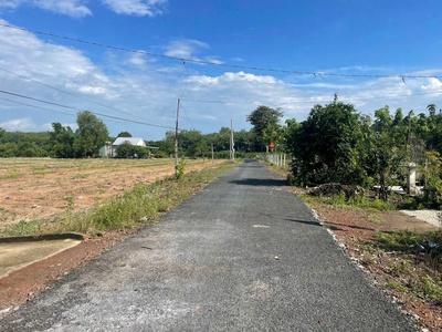 Còn mỗi lô Đất Bình Dương 1000m2  ngang 11,5  có 200m2 thổ cư giá ngộp 195tr 1