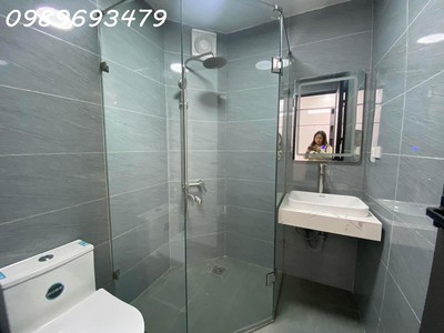 Nhà đẹp đón tết, ngõ đường láng, đống đa 40m, mt:6m, giá: 6.25. tặng 110 nội thất xịn. 4