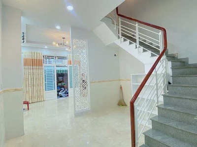 Hẻm ba gác thông - nhà kiên cố 40m2 - ngay sát lê đại hành quận 10 1