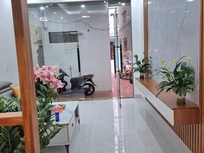 Bán nhà Định Công Thượng, nhà đẹp ở luôn, gần đường ô tô tránh 8