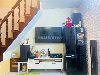 Bán nhà phố Hai Bà Trưng - cách phố 10m - 30m2 - giá 7,3 tỷ 0