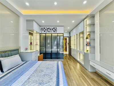 Ngay siêu thị emart - phan huy ích, khu phân lô vip. nhà 6 tầng có thang máy, chỉ 8.6 tỷ 4