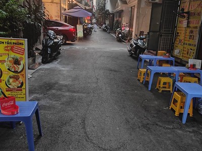 Siêu rẻ trần quốc hoàn 60m2 x 5t, lô góc, ô tô, kinh doanh, mt 4.1m, 18.15 tỷ 0